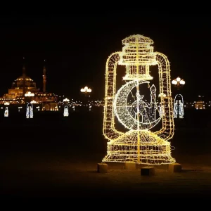 Warm White IP65 Waterproof LED Ramadan Lantern Lights with Crescent Patterns for Eid Mubarak Festival Outdoor Decoration