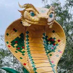 Waterproof Golden Snake Silk Lantern for Outdoor Festivals for Halloween Chinese New Year Valentine’s Day Party Wall Decorations